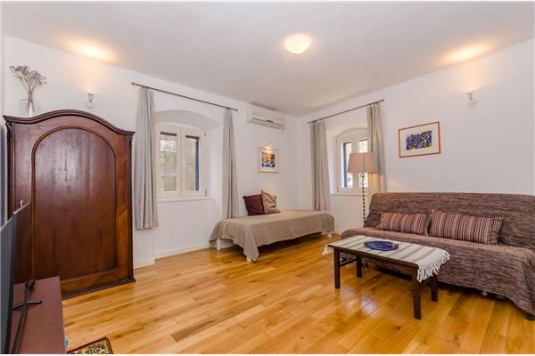 Apartment A1, for 3 persons