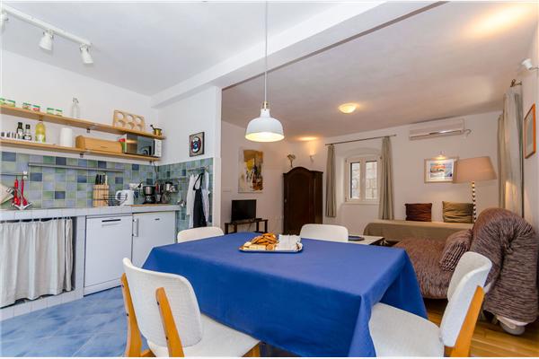 Apartment A1, for 3 persons