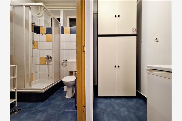 Room S1, for 2 persons