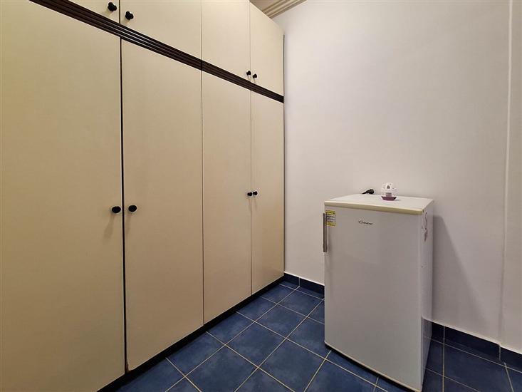 Room S2, for 2 persons