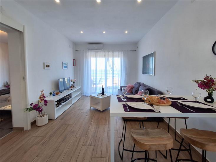 Lägenhet A2, för 6 personer