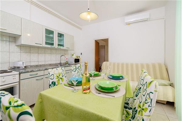 Apartment A1, for 4 persons