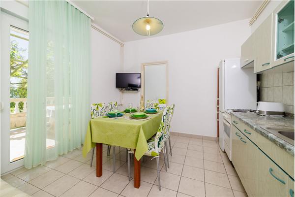 Apartment A1, for 4 persons