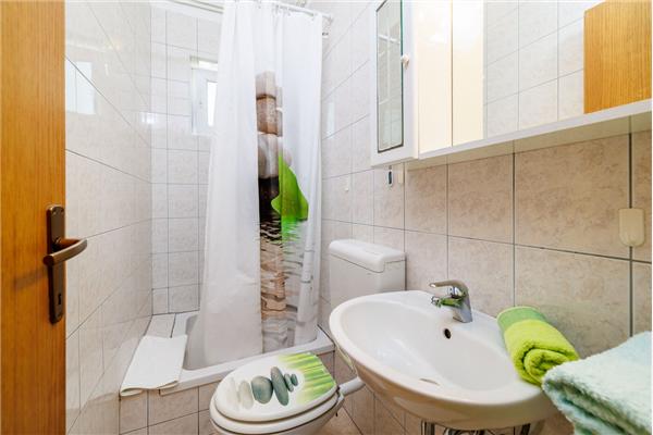 Apartment A1, for 4 persons