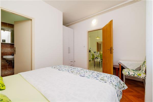 Apartment A1, for 4 persons