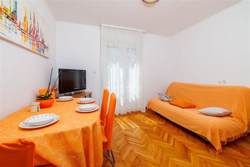 Apartment A2, for 4 persons