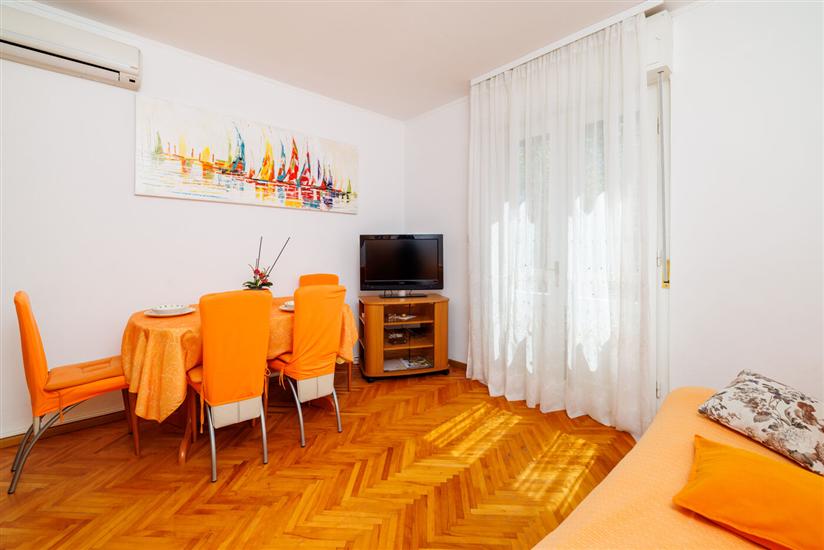 Apartment A2, for 4 persons