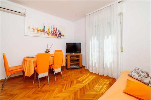 Apartment A2, for 4 persons