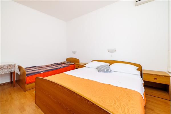 Apartment A2, for 4 persons