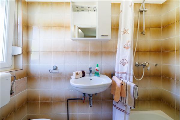 Room S1, for 2 persons