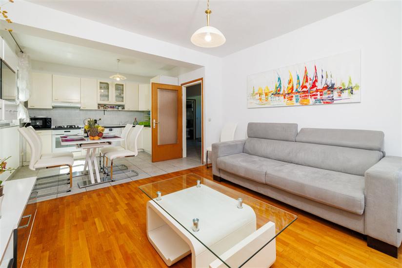 Apartman A1, na 6 osebe