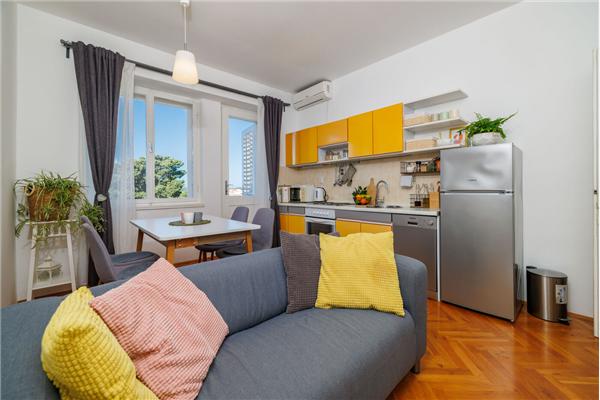Apartment A1, for 5 persons