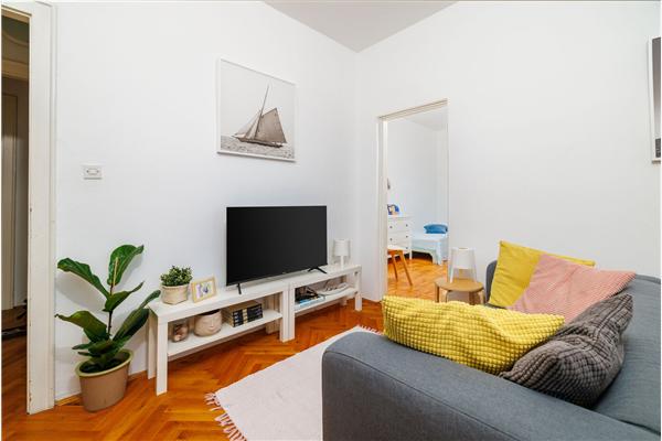 Apartment A1, for 5 persons