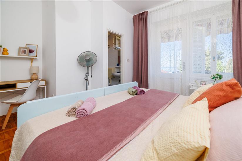 Apartment A1, for 5 persons