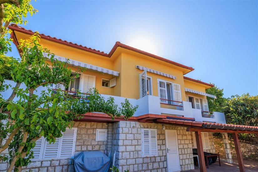 Apartment Villa Strenja