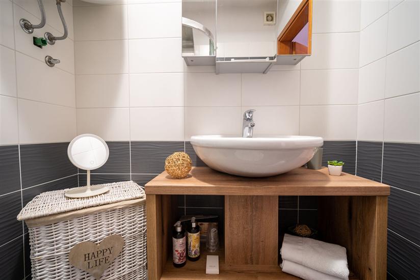 Apartment A2, for 3 persons