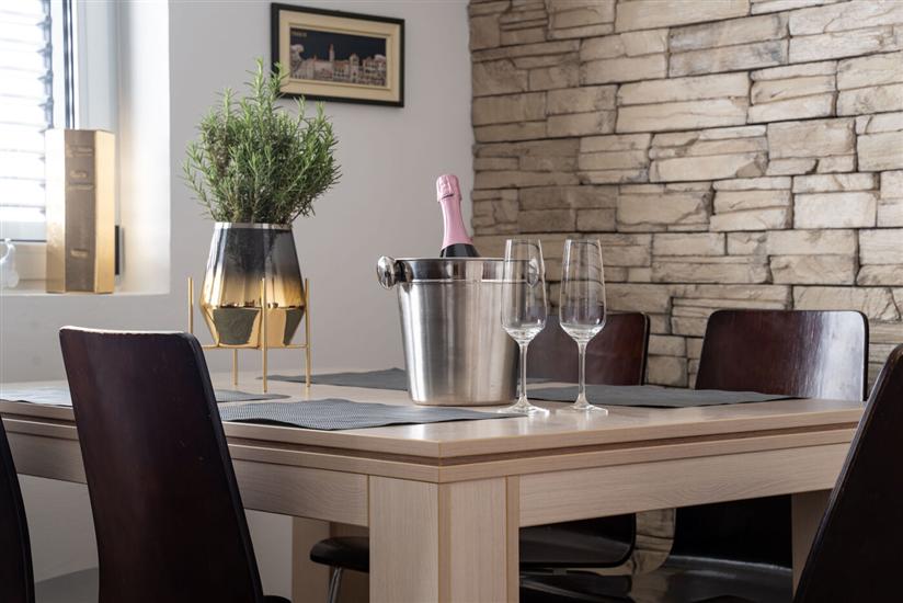 Apartment A6, for 4 persons