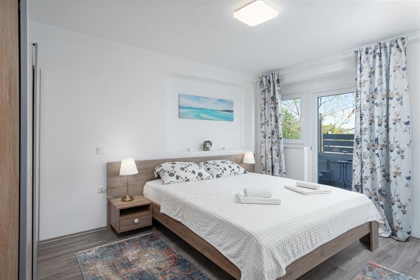 House K1, for 8 persons