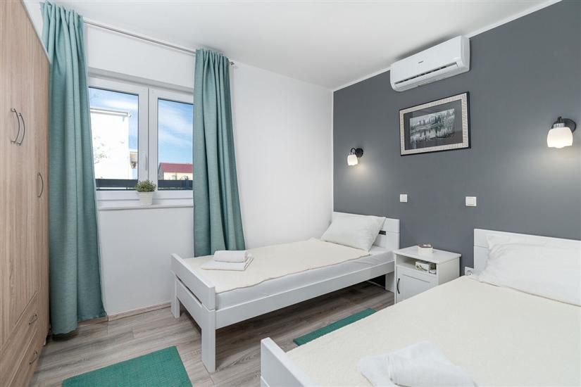 House K1, for 8 persons