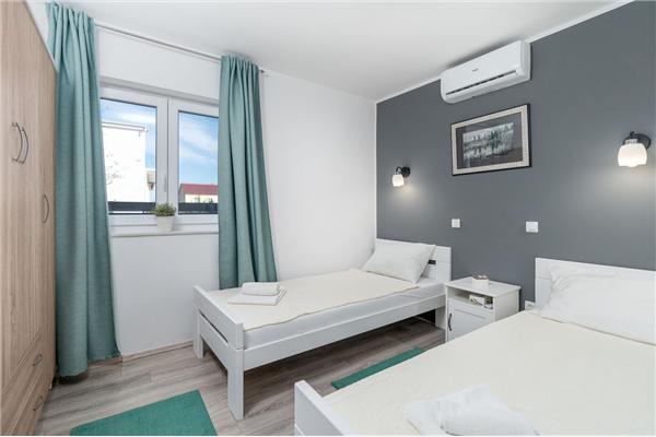 House K1, for 8 persons