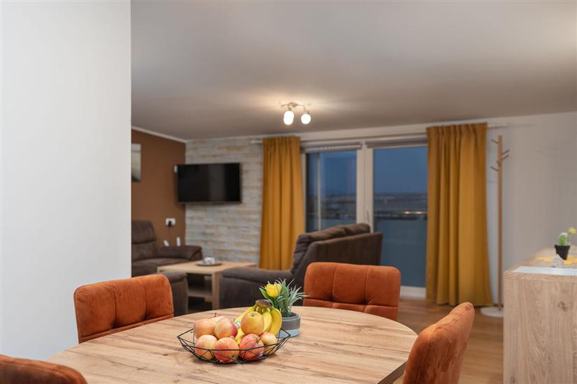 House K1, for 8 persons