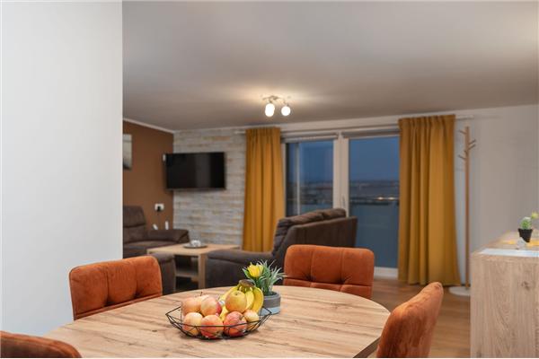 House K1, for 8 persons