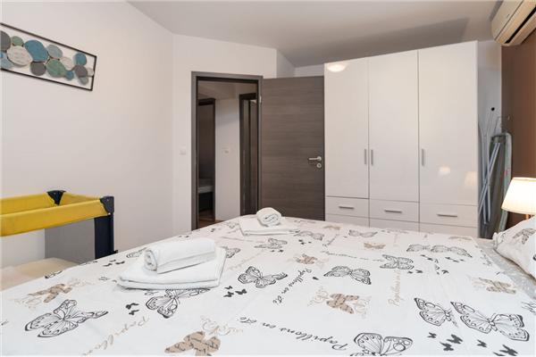 House K1, for 8 persons