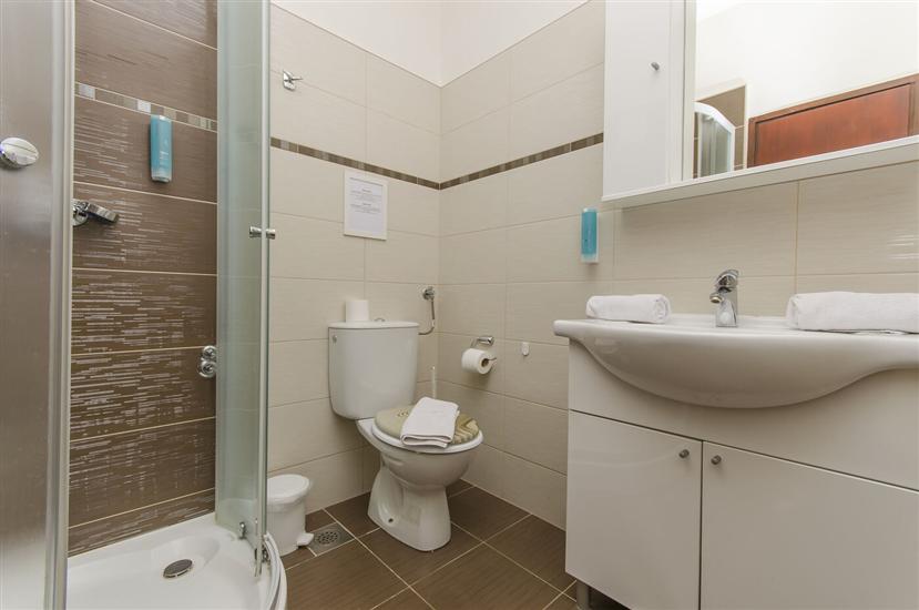 Room S12, for 2 persons