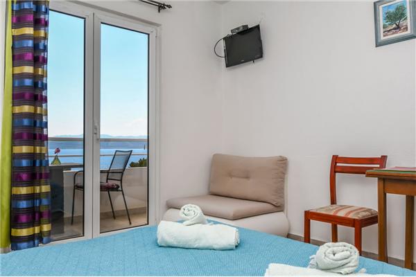 Apartment A6, for 2 persons