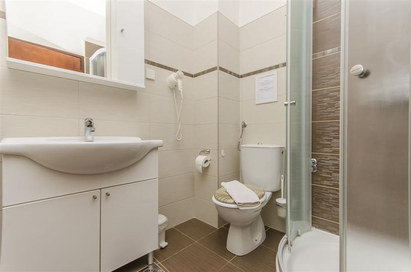 Room S14, for 2 persons