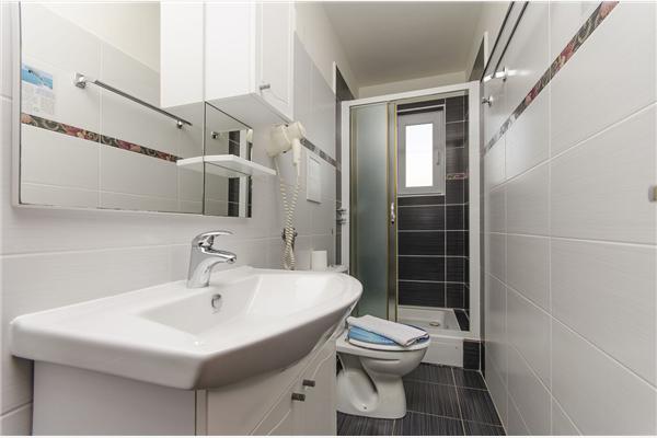 Room S31, for 2 persons