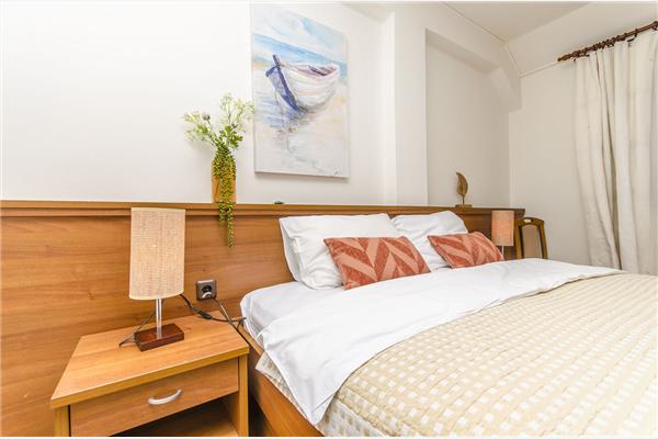 Room S31, for 2 persons