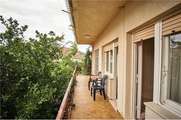 Apartment A1, for 9 persons