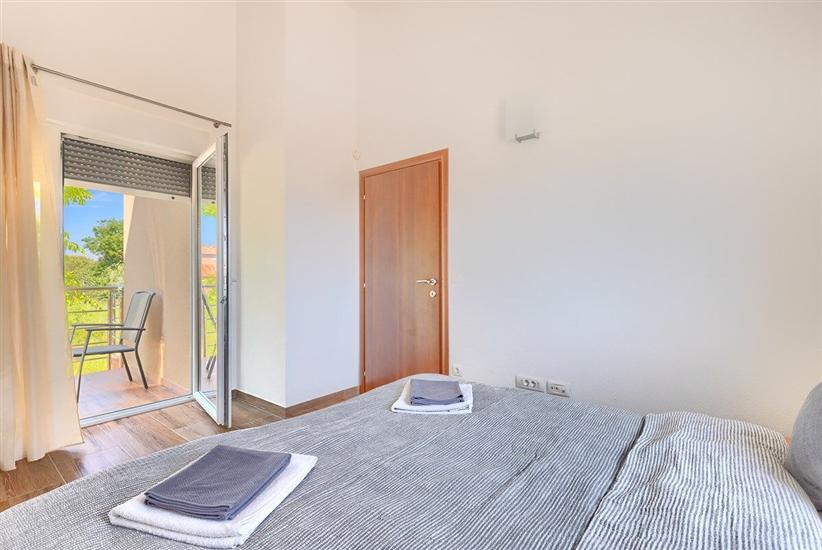 House K1, for 12 persons