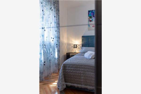 Apartment A1, for 5 persons