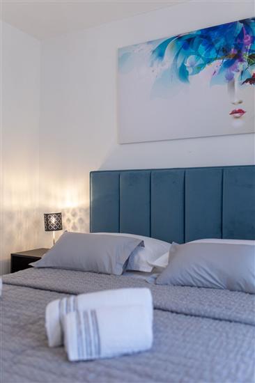 Apartment A1, for 5 persons