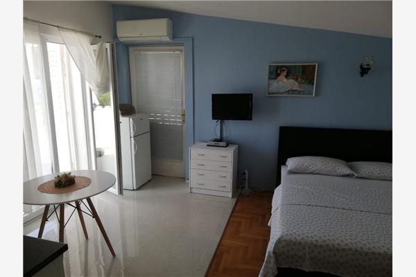 Apartment A2, for 3 persons