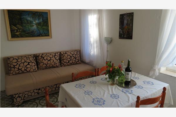 Apartment A1, for 4 persons