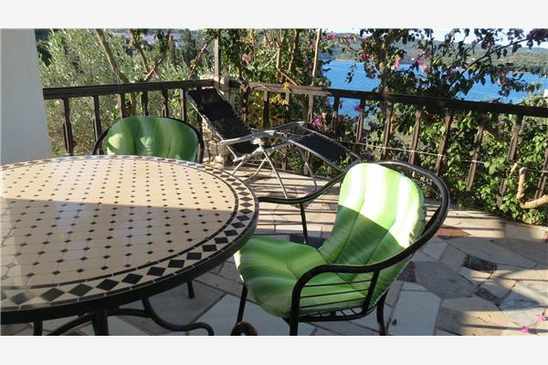 Apartment A2, for 5 persons