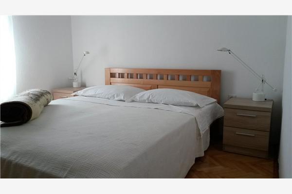 Apartment A2, for 5 persons