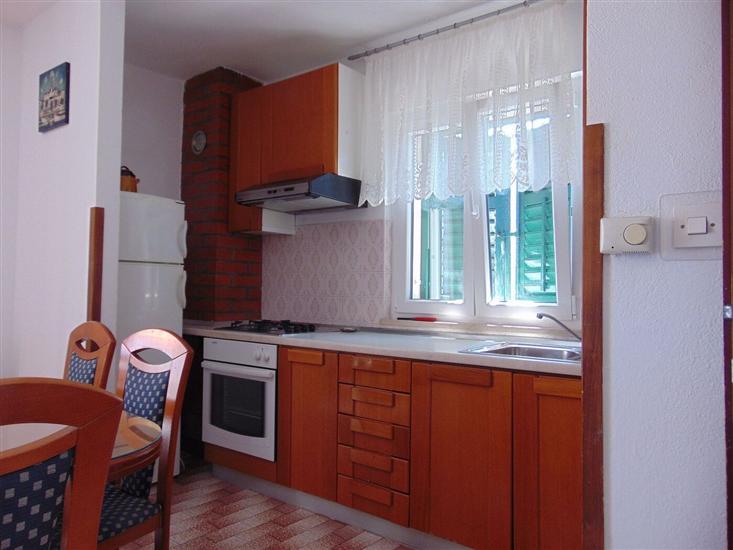 Apartment A1, for 6 persons