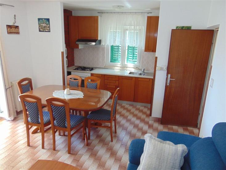 Apartment A1, for 6 persons