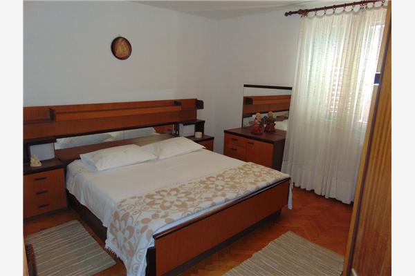 Apartment A1, for 6 persons