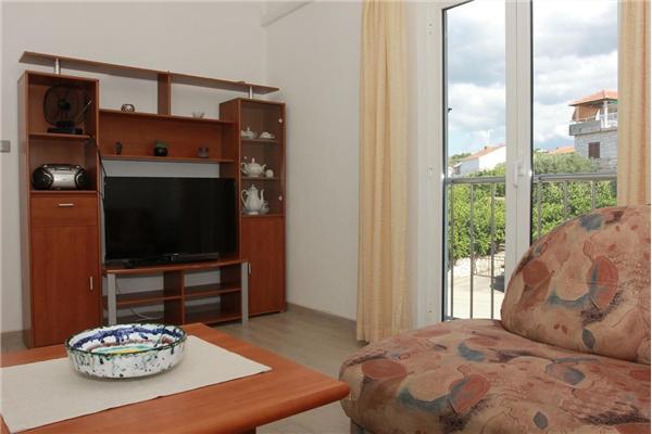 Apartment A1, for 6 persons