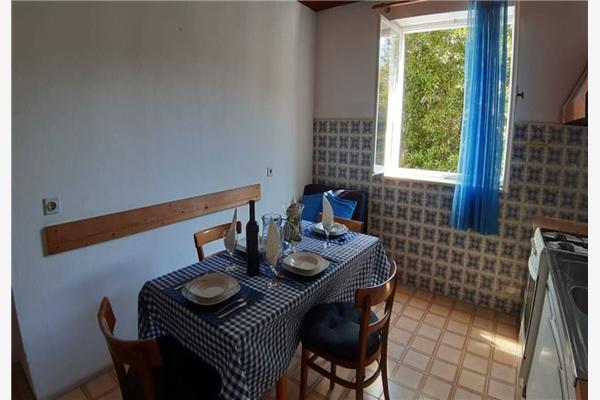 Apartment A1, for 5 persons