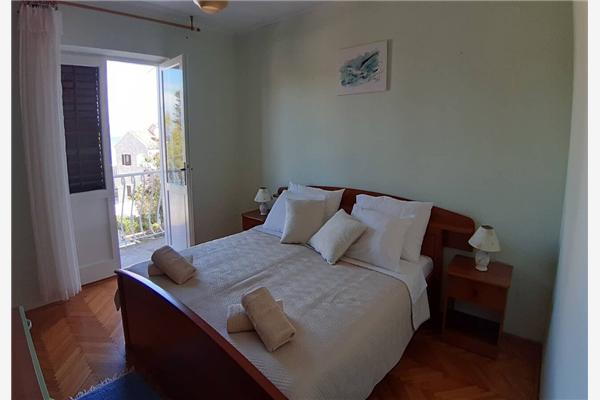 Apartment A1, for 5 persons