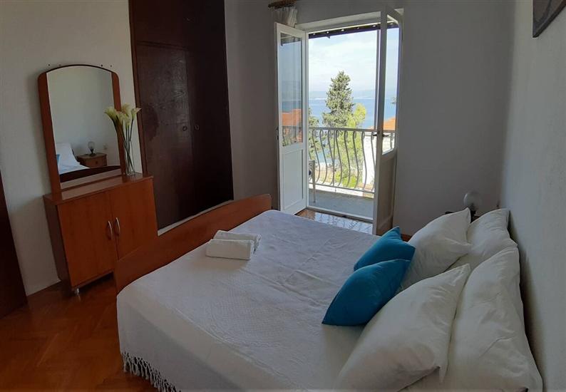 Apartment A3, for 5 persons