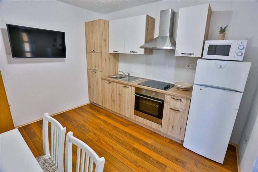 Apartment A4, for 4 persons