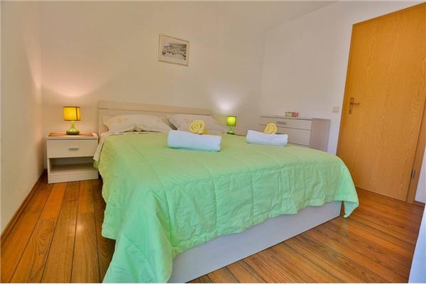 Apartment A4, for 4 persons