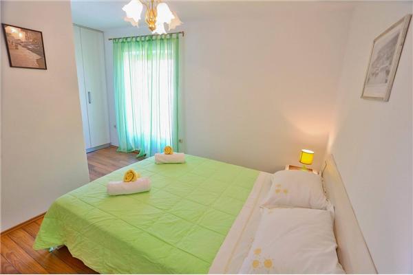 Apartment A4, for 4 persons